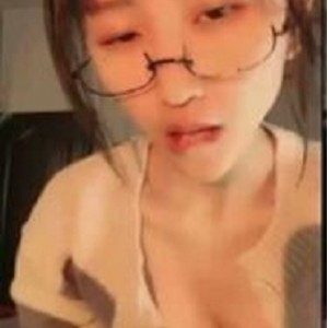 大二学妹素人反差自拍合集