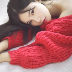 兔牙萌萌：玉腿黑丝内裤呐喊视频