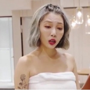 超级女人双人游戏：二选一，姐妹吃瓜，百度盘