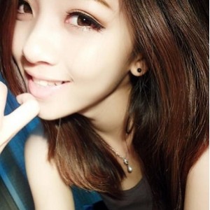 青纯美少女雯妹不听话视频合集，总计1.7G，绯闻故事引爆网络