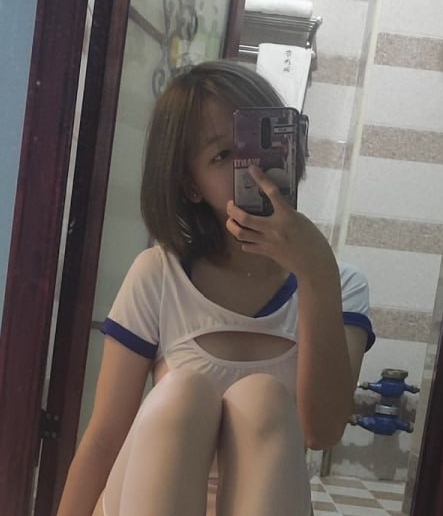 [自行打包] 《台湾情侣泄密》大一美女私密生活惨遭闺蜜曝光完整版... [29v+108p+694m][百度盘]