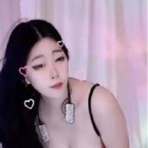 微胖时代舞蹈大神：迟鱼饱饱的勾魂车灯舞