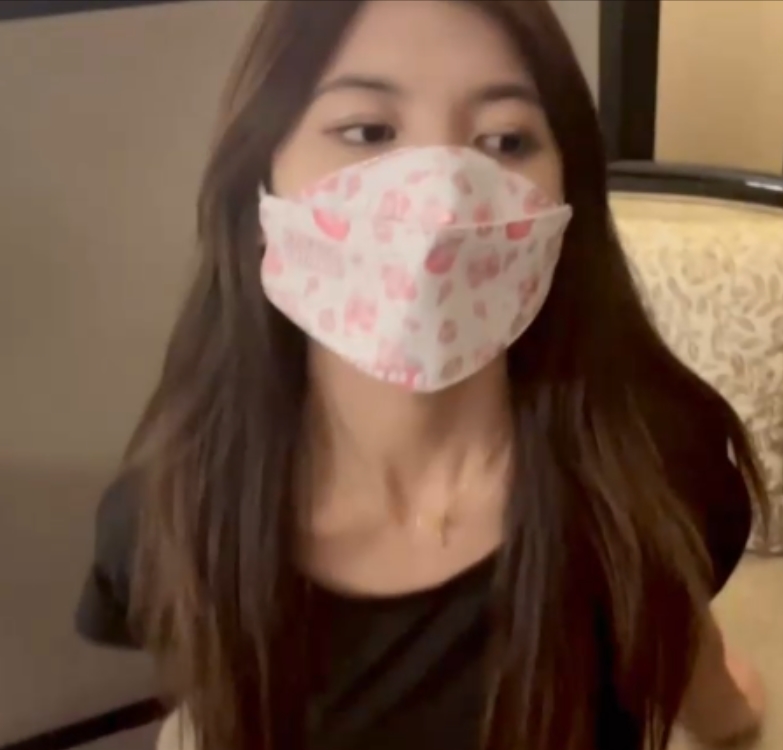 指教靓女小二先生最新合集854V32.8G，自去重ED2K链接，创可贴贴24K