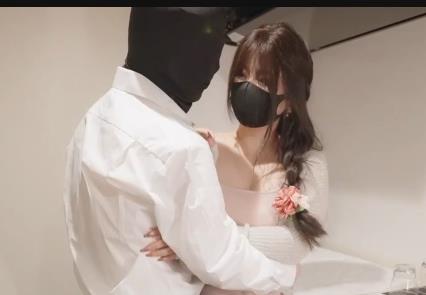 按摩福利姬Nana_taipei最新合集1V1.1G，火爆自拍剧情精彩