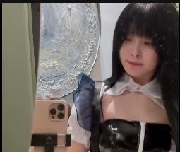 优质网红luobao1221最新合集32V2.7G，自拍女神，粉丝47万