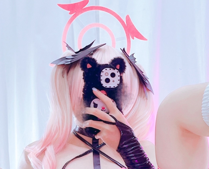 美女coserAyame福利合集32V1.95G，精彩cosplay大放送