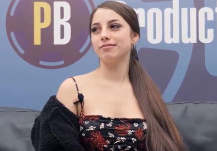 X站PremiumBukkake怼脸上吞金合集44V4.4G，生命力满满