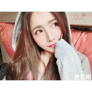 网络小黑家居全果自拍合集6.8G太哇塞了