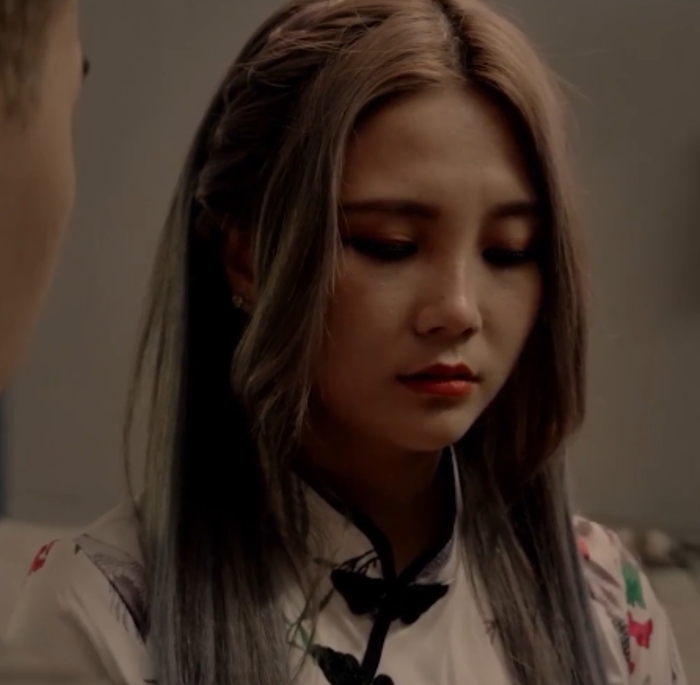 传媒合集新流15部9.3G娇嫩欲滴