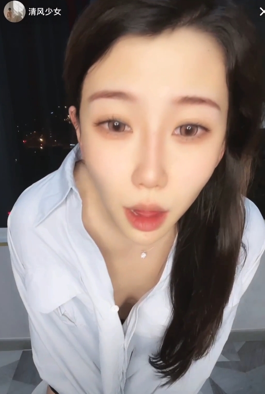 疯狂新篇大哥崩溃121V2.21G抖音福利版