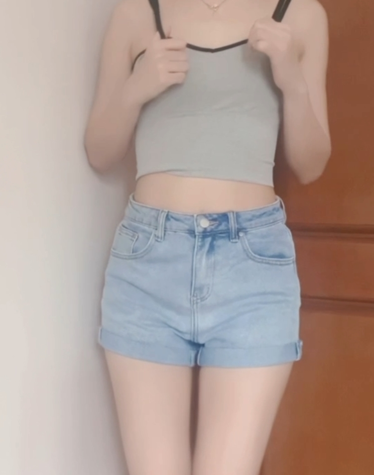 姜姜福利姬61部私房展示神秘小站22.3G优质珍藏