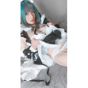 魔性小哀十月珍藏多V8.3GTS绝密私拍