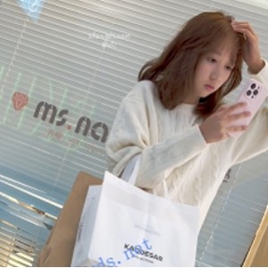 诱人美香JK逛街视频1部672.2MBKFC