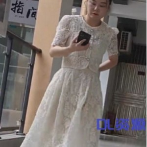 感觉陈老师偷窥视频1部185.1MB