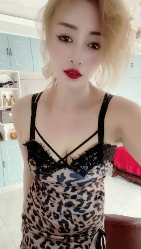 刘大美人快手御姐范18V合集815MB绝密收录