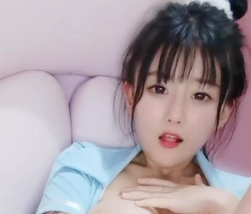 花椒软软小湿妹直播合集98部40G肉感十足