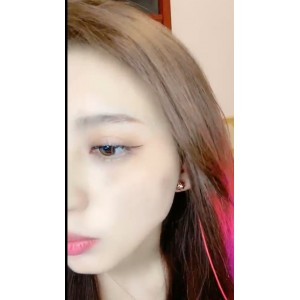 半糖瑶瑶眼镜杀御姐热舞40部2.05G黑丝暴击