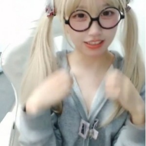 香蕉不呐呐推特露脸合集87部14G清纯诱人