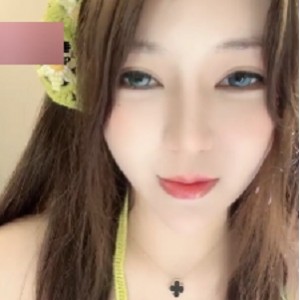 玩物不甜四月双人1v261M挺起球膛