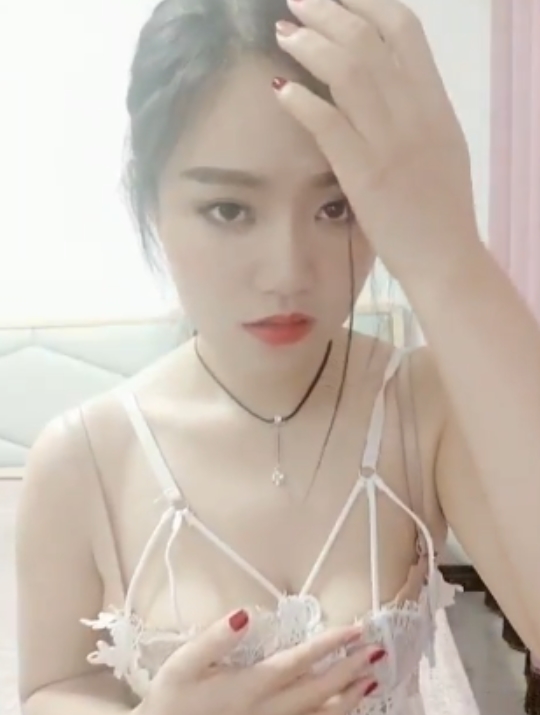 半糖主播170薇薇儿福利珍藏33V587MB绝赞身材