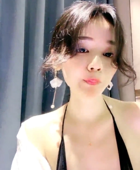 桑哥福利直播92V展示57G私密合集抖音首发