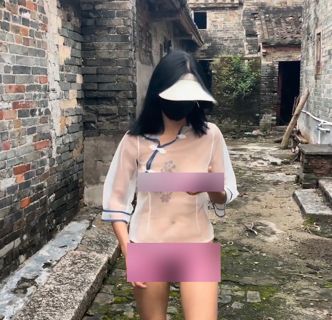 劲爆推特点播cikaimoon薄纱户外2部视频2.83G