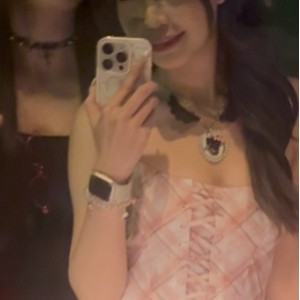 酒吧厕拍绝密系列9V优质小姐姐1.43GB