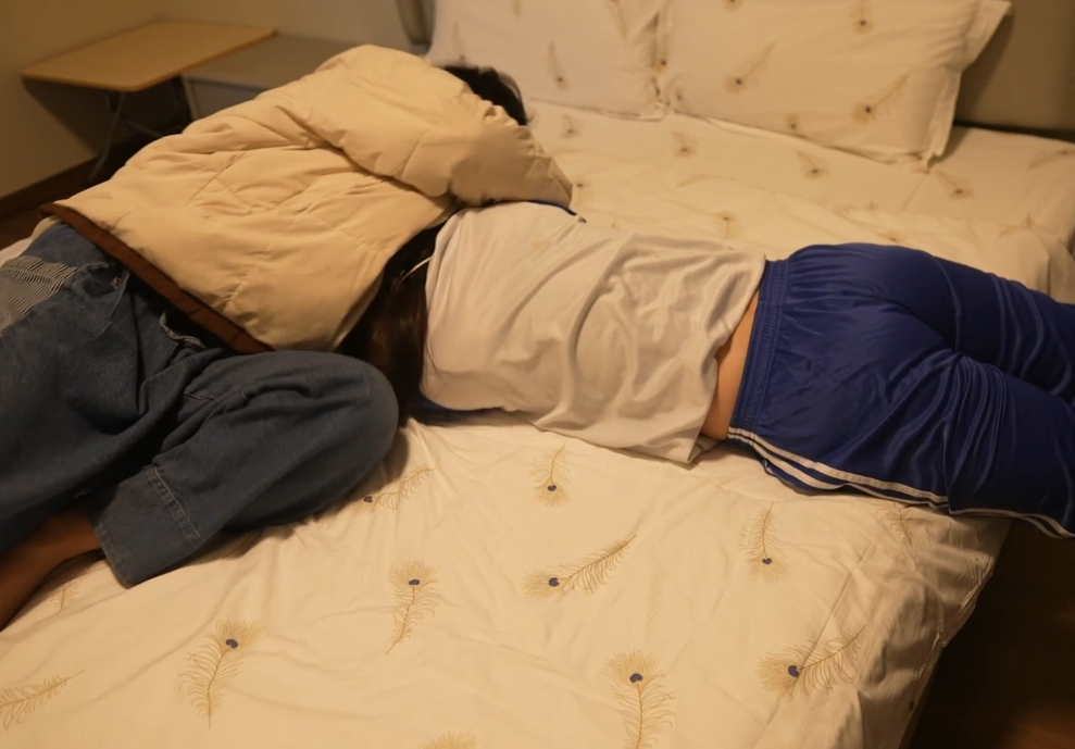 小美网络跟踪潜入单部1.15G太感觉了