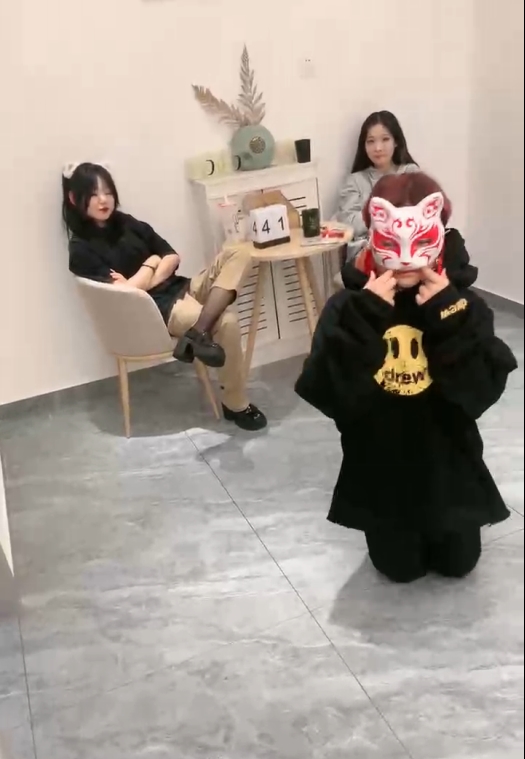 推特天津女仆双视角绝密展示514M