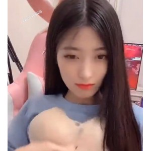月月大小姐65M虎牙1部整活视频太顶了