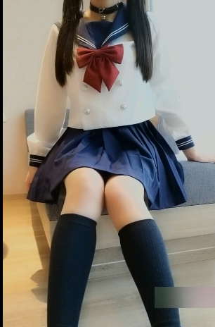 八尾狐狸香草少女等网红失控合集50G三部曲