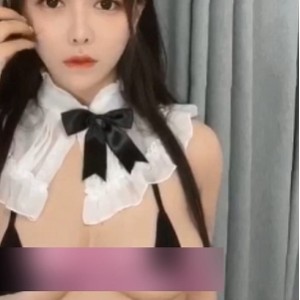 酥柚直播小奶猫密码房表演103部合集3.51G饱满曲线引热议
