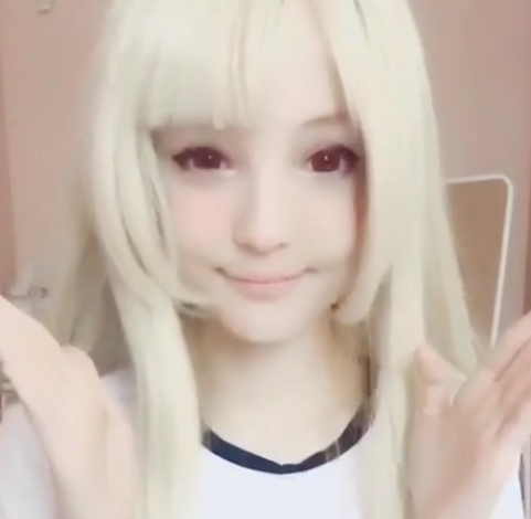 OnlyFansLuvur日常私拍合集101部15.2G超值收录