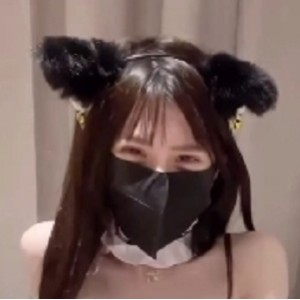 糖心安安老师女仆装贴身互动1部241M嫩模级曲线惹火